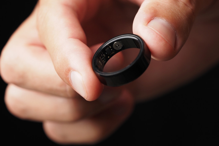 Ring wearable to track health and fitness.