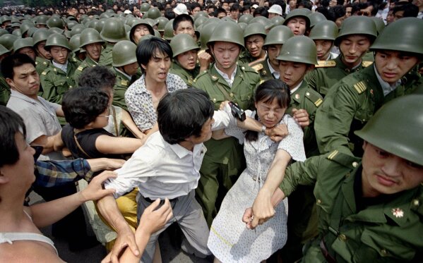 tiananmen-protest