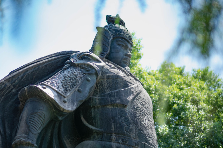 Yue Fei's legacy inspired his descendant Yue Zuochen to defy the Japanese — and later gave General Li Minyi the means to rally his troops and rekindle the spirit of loyalty among the people of Tangyin.