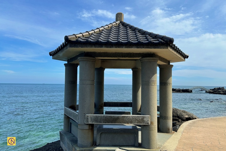 The two pavilions with sweeping views of the ocean are perfect for soaking in the beauty of the coastline and listening to the waves.
