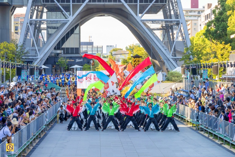 Performances at Nagoya's Landmark, Mirai Tower.