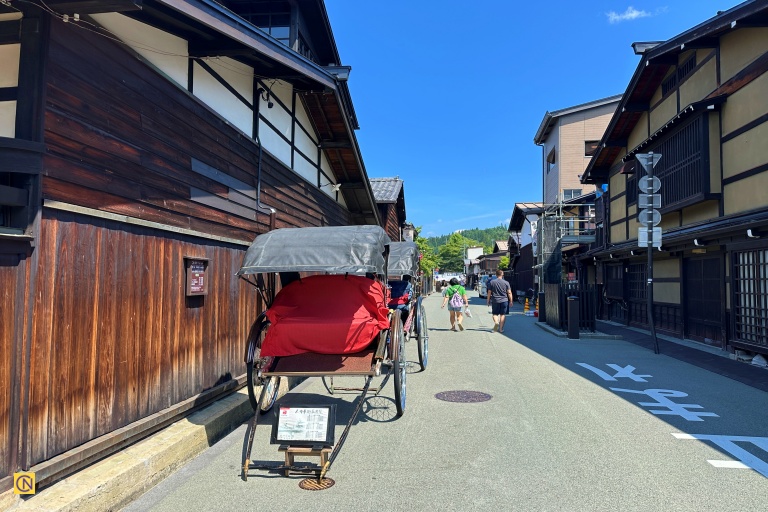 Visitors can take a rickshaw ride through the old town streets.