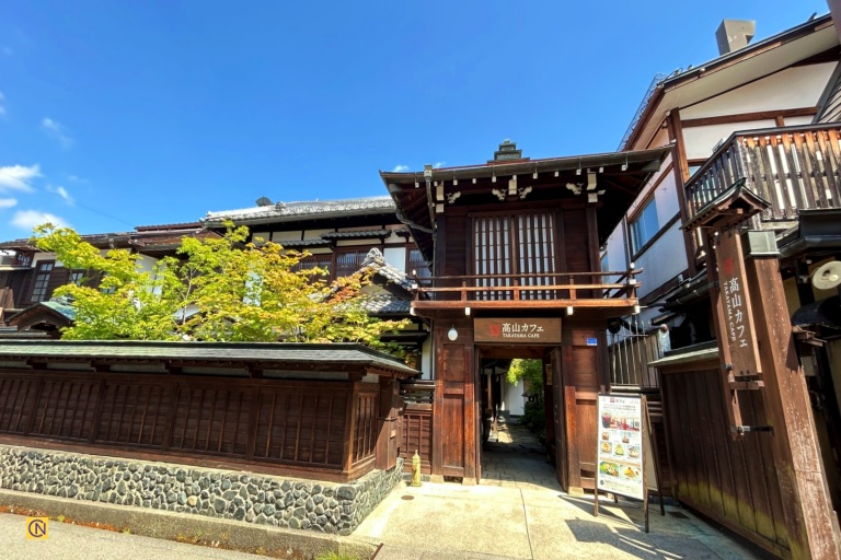 The Old Town has many old homes, shops, cafés, and sake breweries, some of which have been in business for centuries.