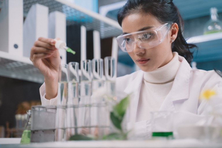 With the clean beauty market projected to exceed $21 billion, full ingredient transparency is not just an ethical choice — it is the most impactful brand strategy for winning consumer trust and market share.