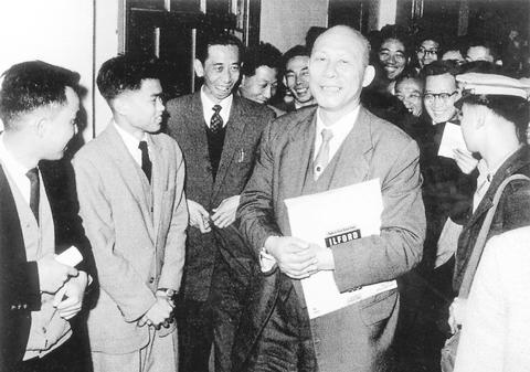 Lei Zhen, publisher of the magazine Free China, had angered Chiang Kai-shek by advocating for freedom and democracy and promoting the formation of opposition parties in Taiwan. The Kuomintang authorities fabricated charges, arrested Lei Zhen, and sentenced him to 10 years in prison.