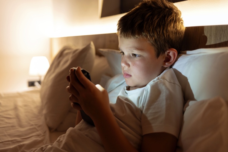 Relapse in gaming addiction follows the same pattern as other behavioral addictions: stress, boredom, social difficulty, and the removal of the alternative structures that were replacing the game.