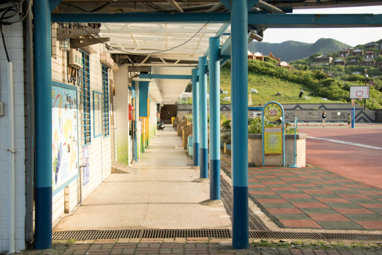 Bitou Elementary School on the north coast of Taiwan beside the entrance of Bitou Cape Hiking Trail by the the Pacific Ocean.