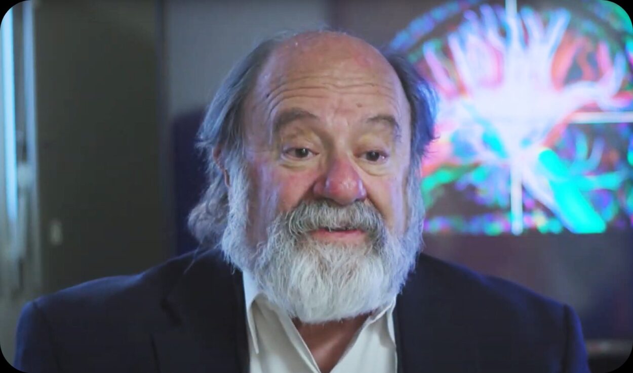 Dr. Gary Schwartz, a former professor of psychiatry and psychology at Yale University, currently serves as a professor of psychology, medicine, neurology, psychiatry, and surgery at the University of Arizona.