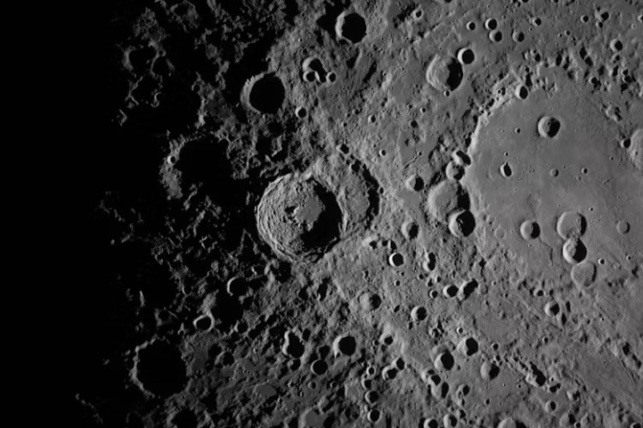 The Moon’s cratered surface preserves a record of the many asteroid impacts during the Solar System’s early days.
