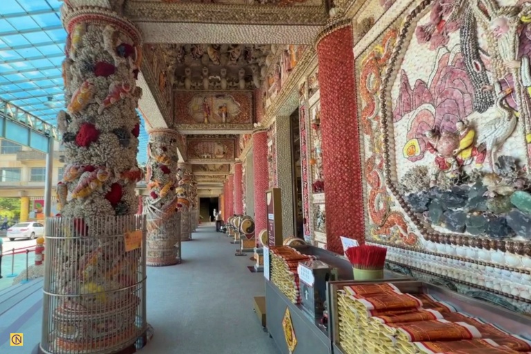 The Coral Shell Temple is renowned for its extraordinary decoration using countless natural corals and seashells.