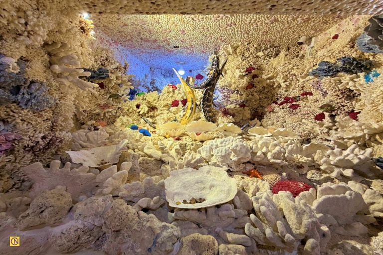 The Coral Shell Temple is decorated with numerous natural corals and seashells.