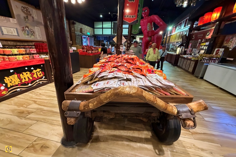 The bakery also offers freshly baked bread, cakes, snacks, and other specialty foods.